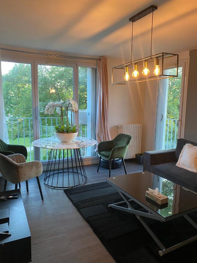 Appartement Familial Wifi Netflix Amazon Prime Сен-Сір-л'Еколь Екстер'єр фото